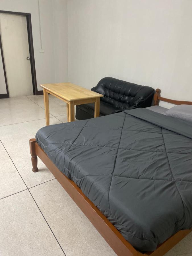 Viriyapon Apartment Bangkok Ngoại thất bức ảnh